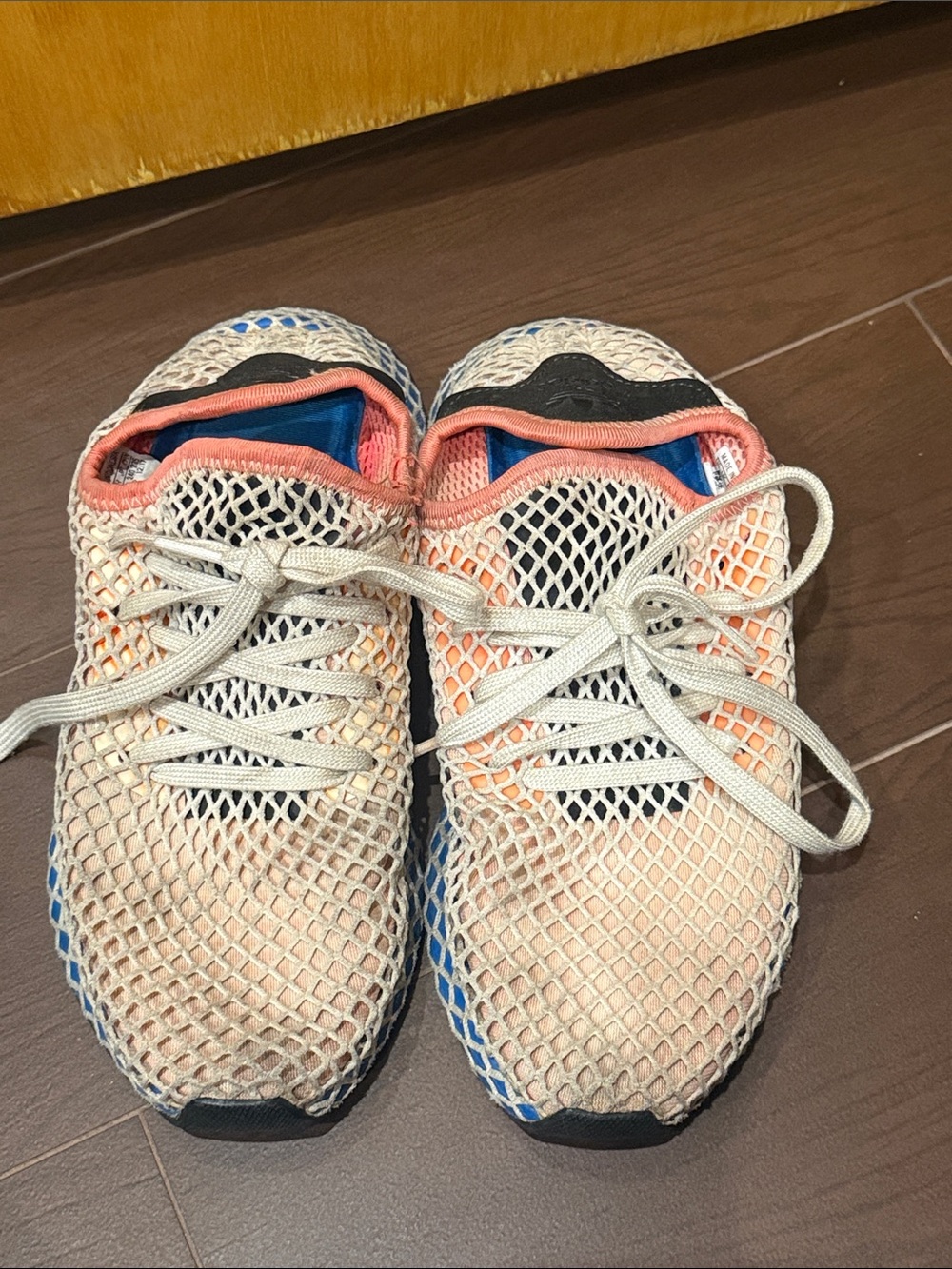 Adidas Mesh Athletic Sneakers in Peach and Blue size 7